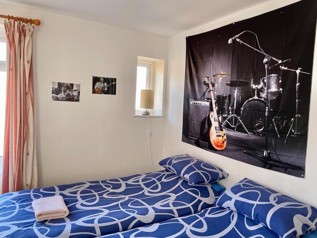 The Blue Moon Bed & Breakfast Блекпул Екстериор снимка