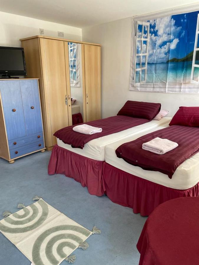The Blue Moon Bed & Breakfast Блекпул Екстериор снимка